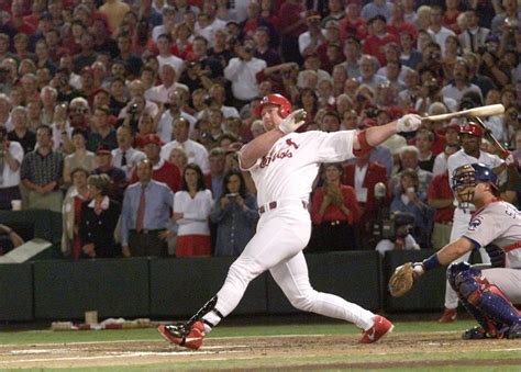25 years later: Remembering Mark McGwire's record-setting 62nd home run